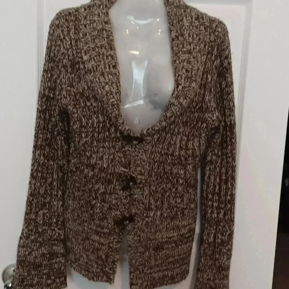 🍭🏍very soft cardigan with cute buttons - Picture 10 of 10